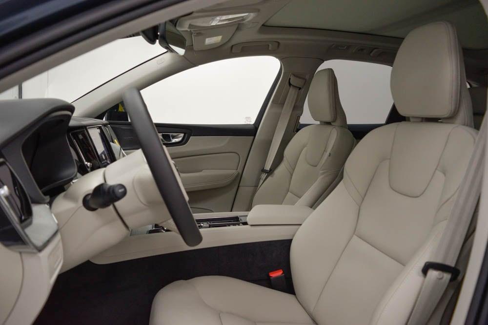 new 2025 Volvo XC60 Plug-In Hybrid car, priced at $67,055