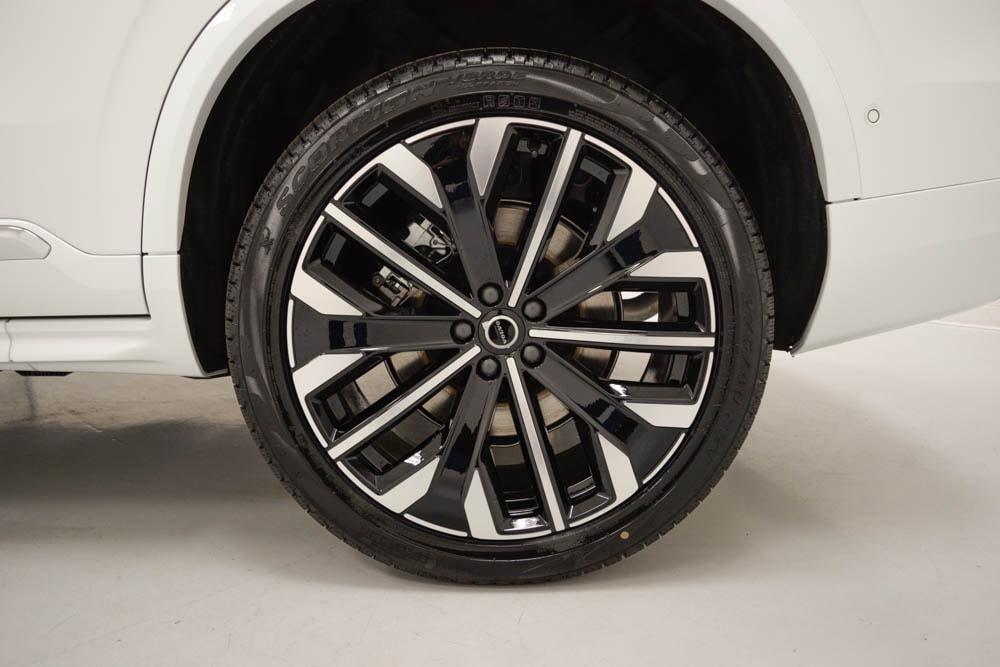 new 2025 Volvo XC90 Plug-In Hybrid car, priced at $83,340