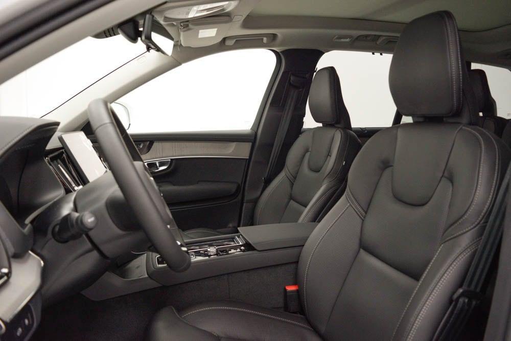 new 2025 Volvo XC90 Plug-In Hybrid car, priced at $83,340