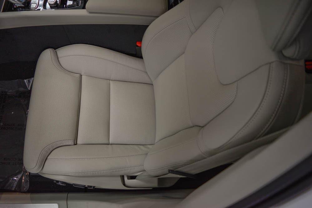 new 2026 Volvo XC60 car, priced at $65,895