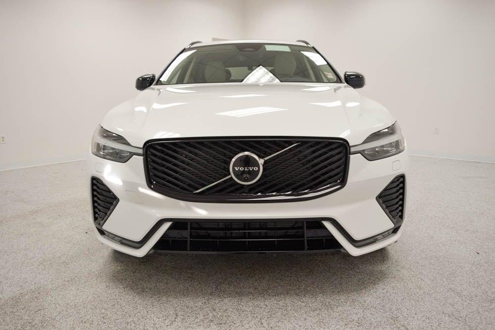 new 2026 Volvo XC60 car, priced at $65,895