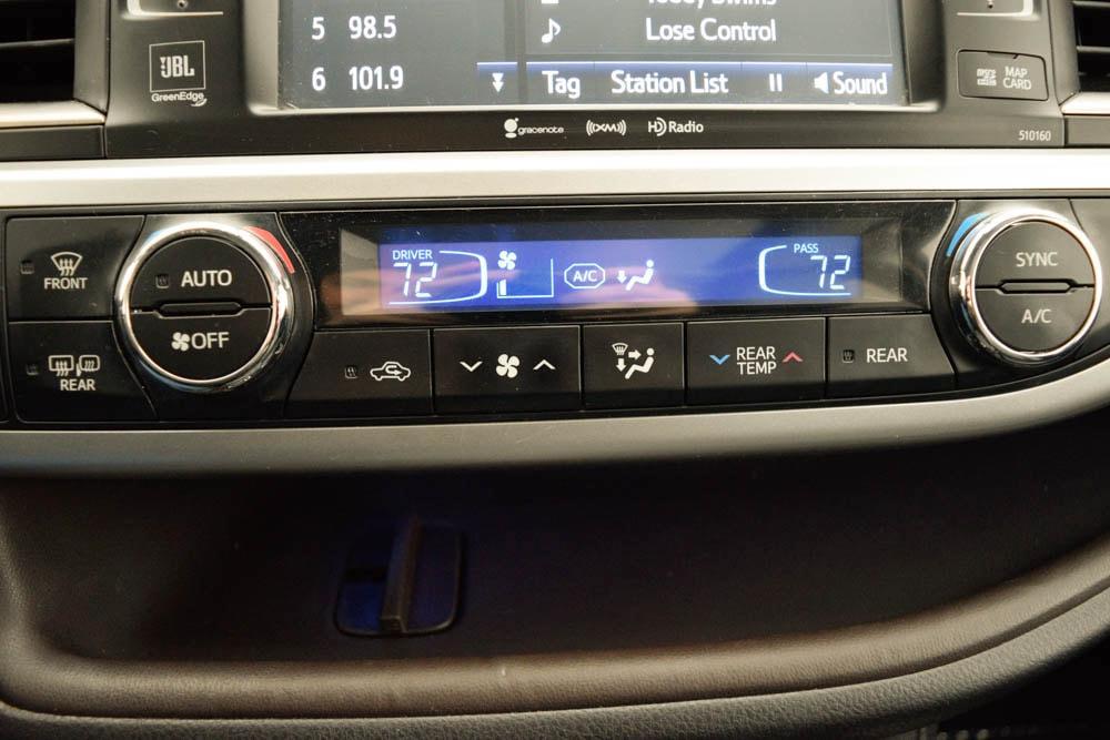 used 2016 Toyota Highlander car, priced at $16,144