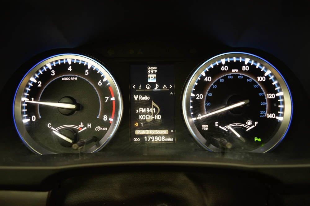 used 2016 Toyota Highlander car, priced at $16,144