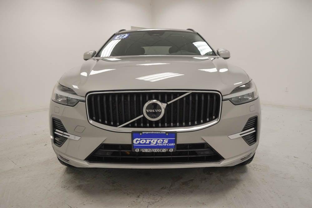 used 2022 Volvo XC60 car, priced at $35,033