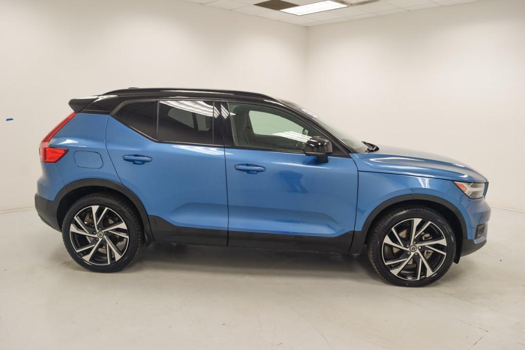 used 2021 Volvo XC40 car, priced at $32,702
