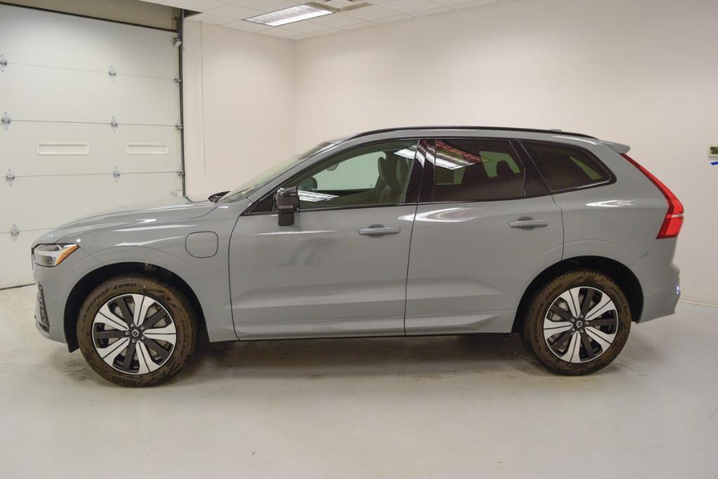 used 2024 Volvo XC60 Recharge Plug-In Hybrid car, priced at $57,246