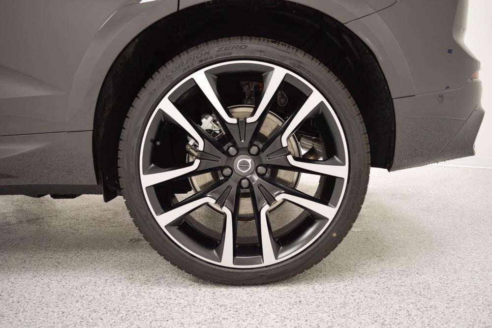 new 2025 Volvo XC60 Plug-In Hybrid car, priced at $72,180