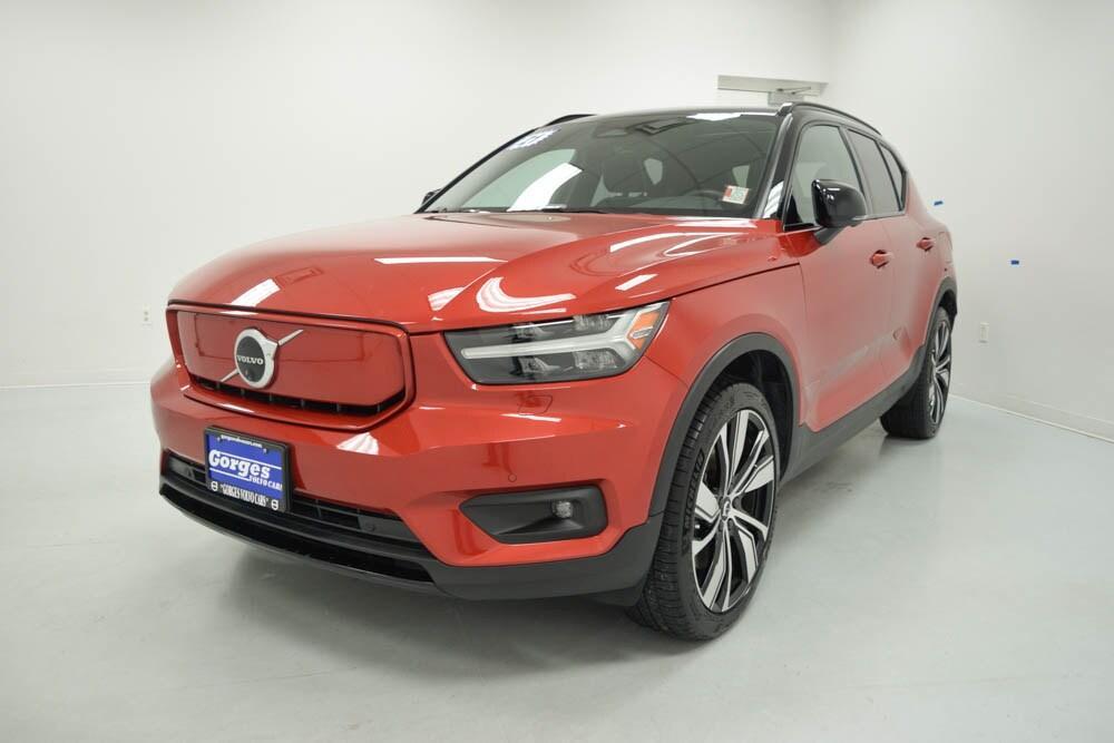 used 2021 Volvo XC40 Recharge Pure Electric car, priced at $27,375