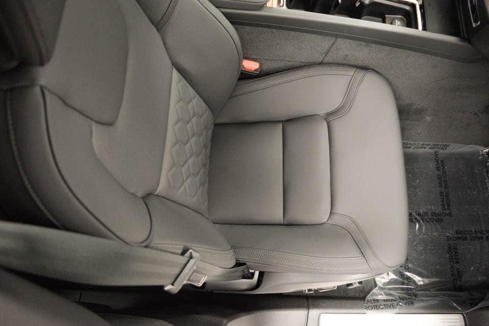 new 2026 Volvo XC60 Plug-In Hybrid car, priced at $68,875