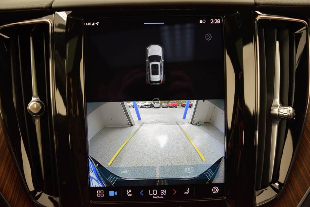 used 2023 Volvo XC60 Recharge Plug-In Hybrid car, priced at $40,884