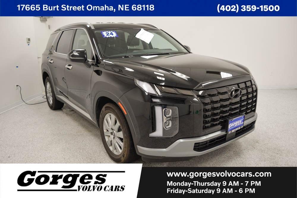 used 2024 Hyundai Palisade car, priced at $35,429