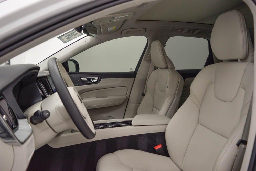 used 2024 Volvo XC60 Recharge Plug-In Hybrid car, priced at $49,109