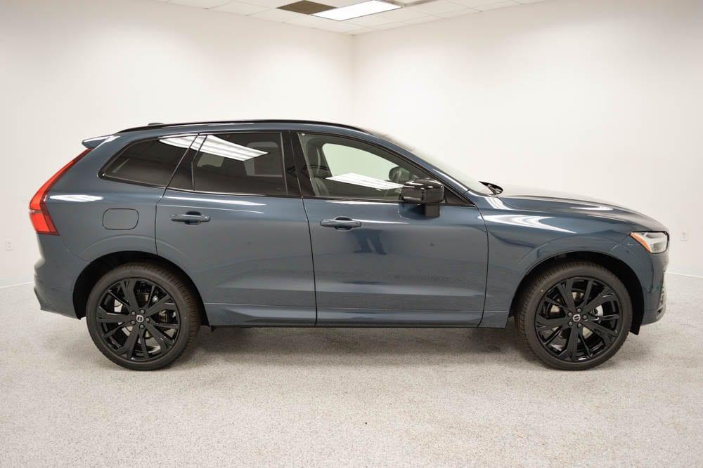 new 2026 Volvo XC60 car, priced at $64,315