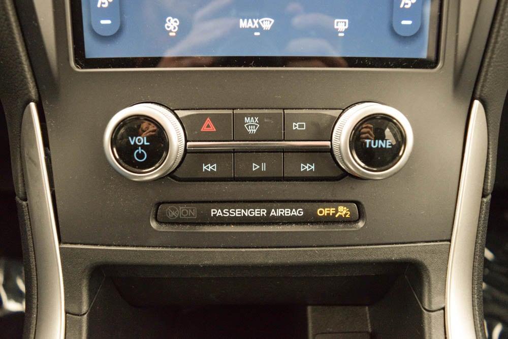 used 2022 Ford Edge car, priced at $23,499