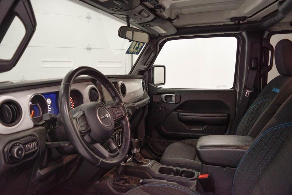 used 2021 Jeep Wrangler Unlimited car, priced at $33,325