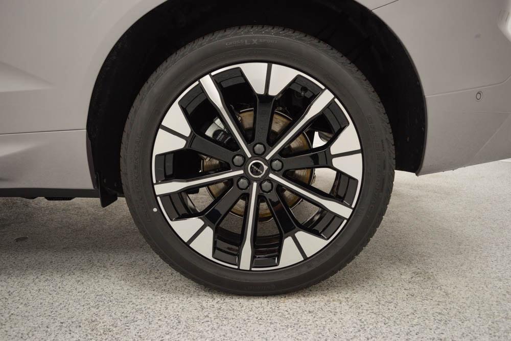 new 2026 Volvo XC60 car, priced at $59,745