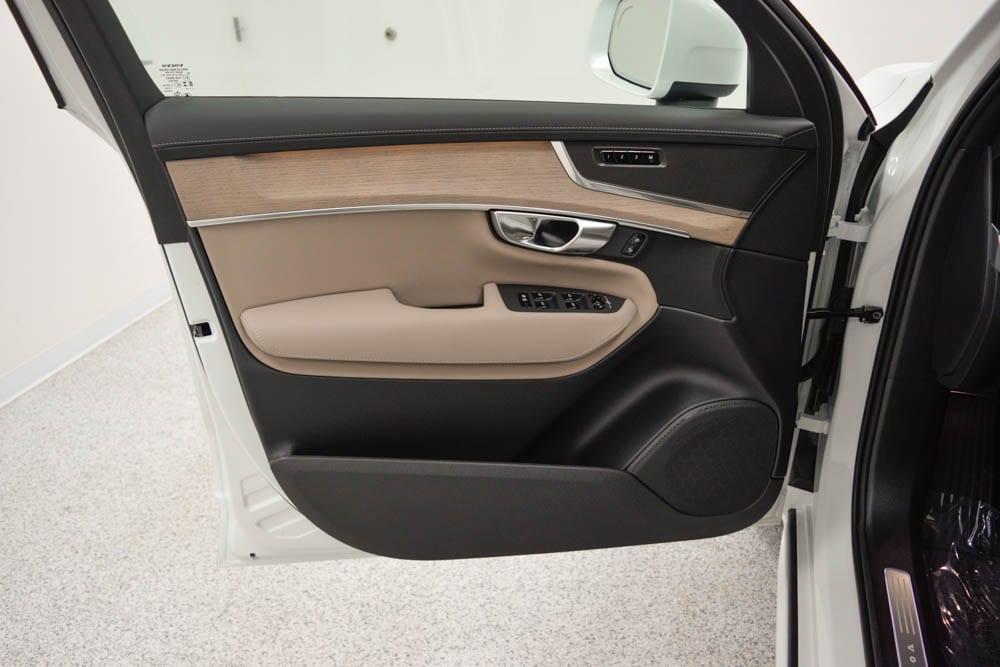 new 2026 Volvo XC90 car, priced at $67,430