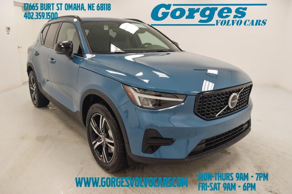 used 2024 Volvo XC40 car, priced at $40,807