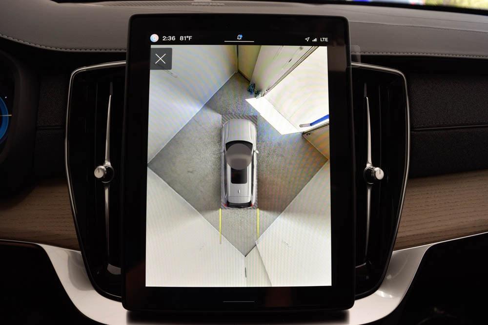 new 2025 Volvo XC90 Plug-In Hybrid car, priced at $78,395