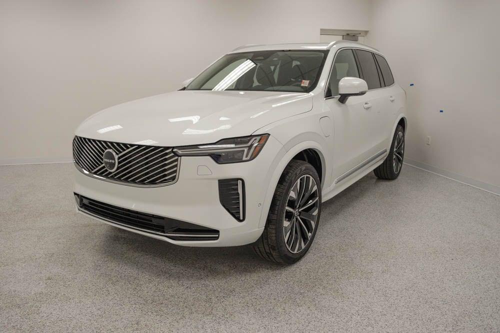 new 2025 Volvo XC90 Plug-In Hybrid car, priced at $78,395