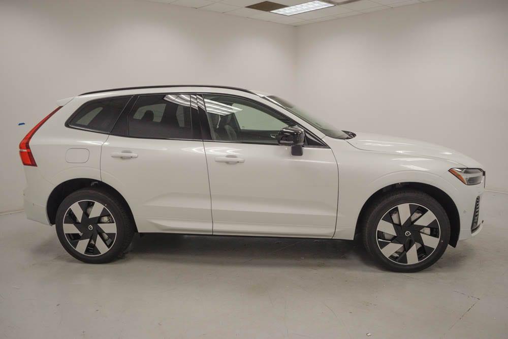 new 2025 Volvo XC60 Plug-In Hybrid car, priced at $66,650