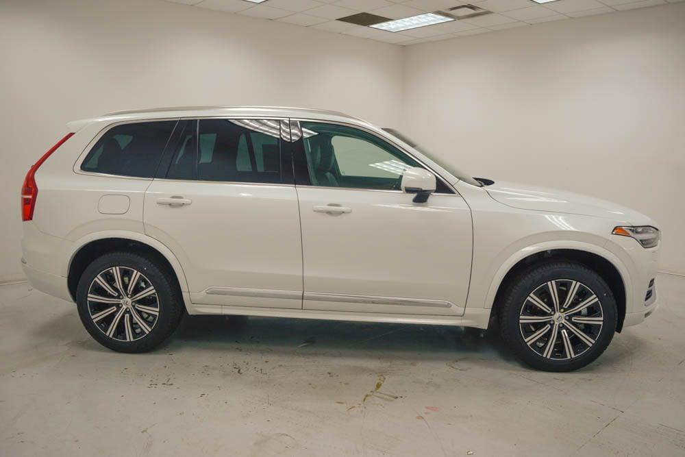 new 2025 Volvo XC90 car, priced at $65,215