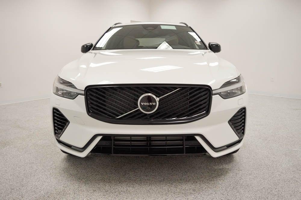 new 2026 Volvo XC60 car, priced at $68,875