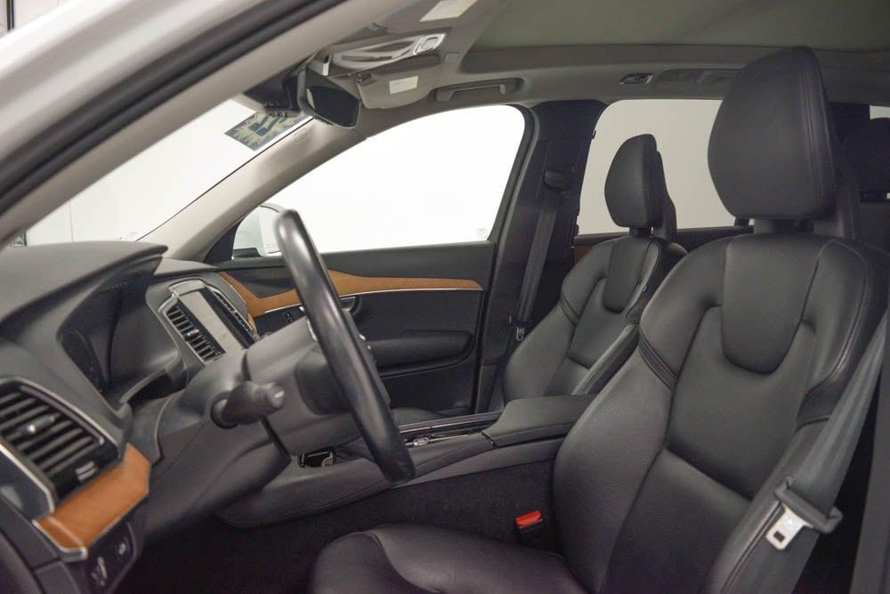 used 2022 Volvo XC90 car, priced at $44,125