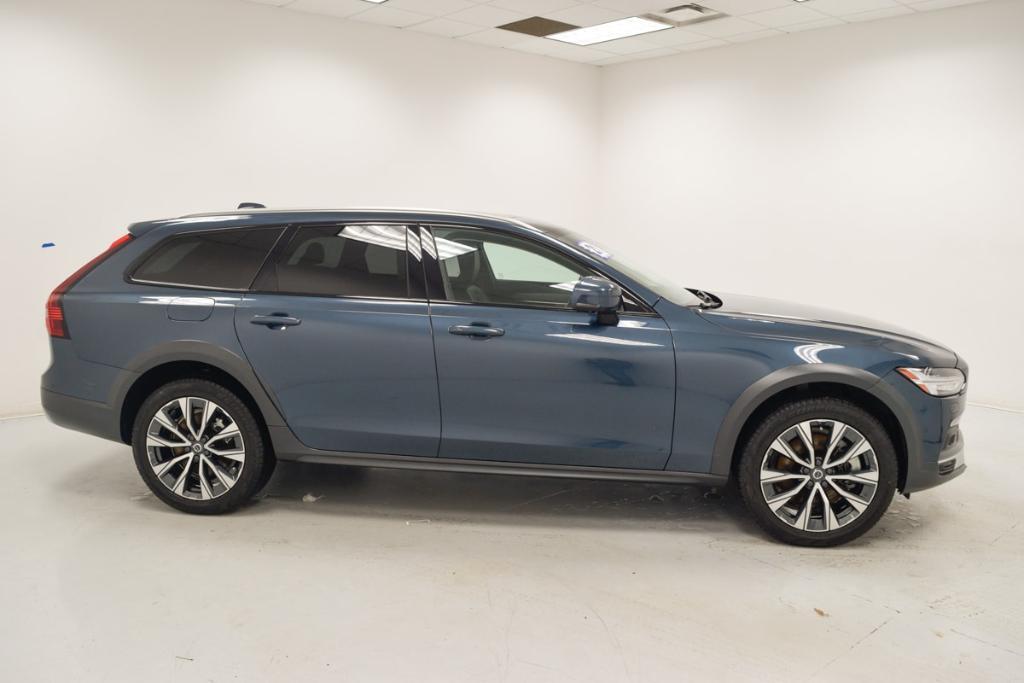 used 2021 Volvo V90 Cross Country car, priced at $45,923