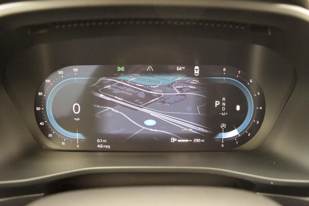 used 2025 Volvo XC40 car