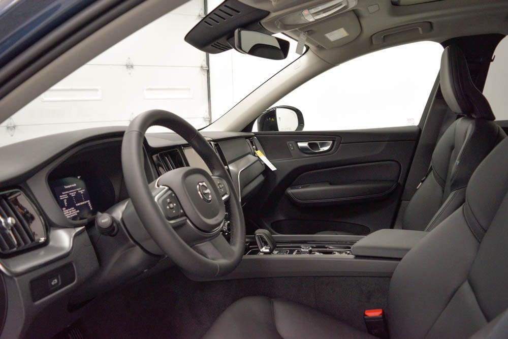 new 2025 Volvo XC60 car, priced at $49,515