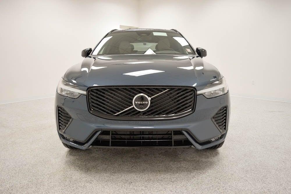 new 2026 Volvo XC60 car, priced at $60,185