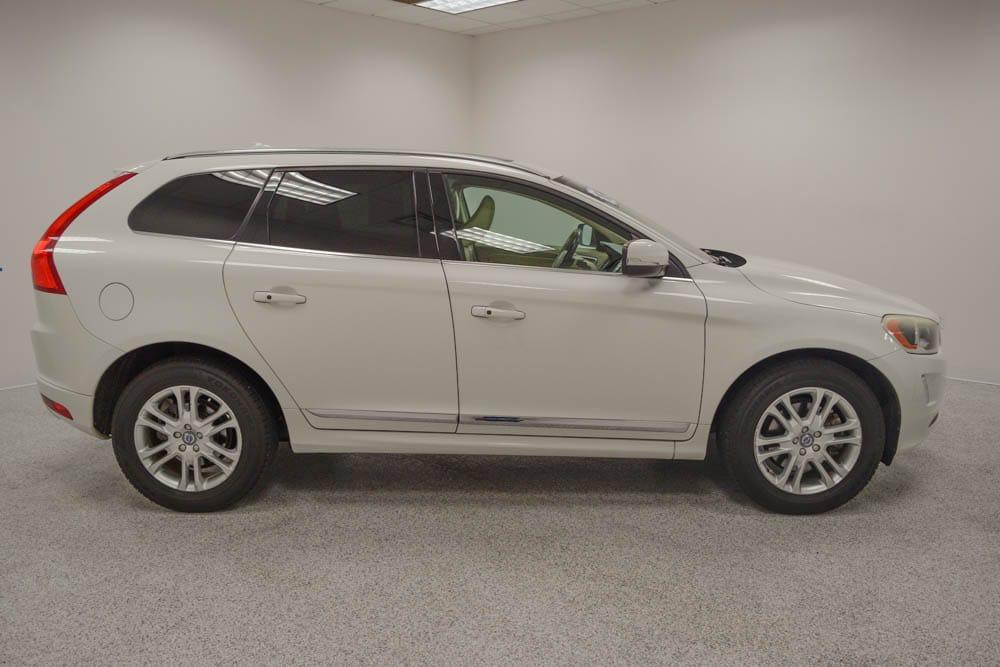 used 2016 Volvo XC60 car