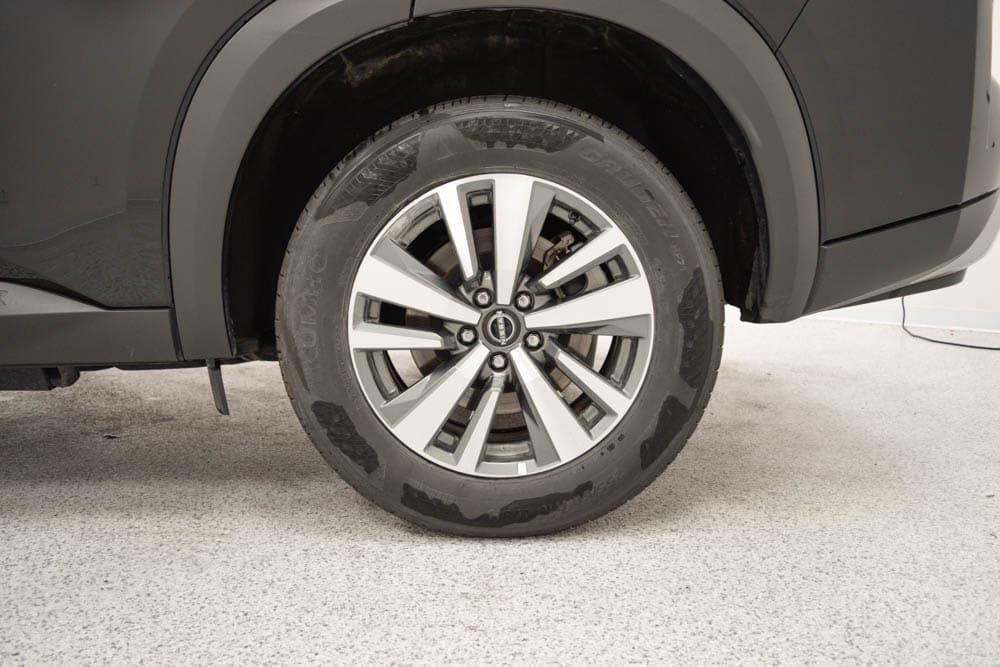 used 2025 Nissan Pathfinder car, priced at $38,329