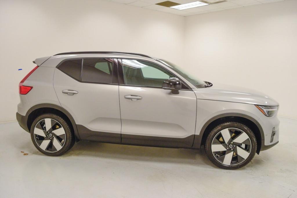 new 2024 Volvo XC40 Recharge Pure Electric car, priced at $59,650