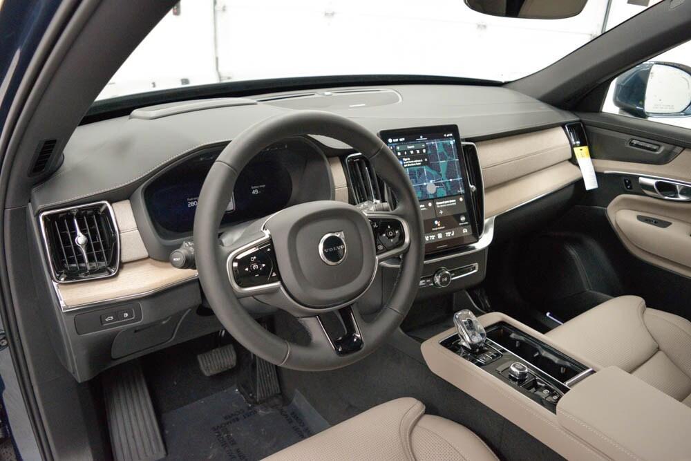 new 2025 Volvo XC90 Plug-In Hybrid car, priced at $82,405