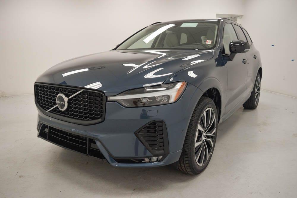 new 2025 Volvo XC60 car, priced at $54,950