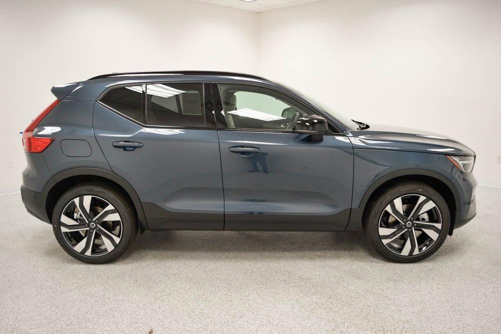 new 2026 Volvo XC40 car, priced at $52,520