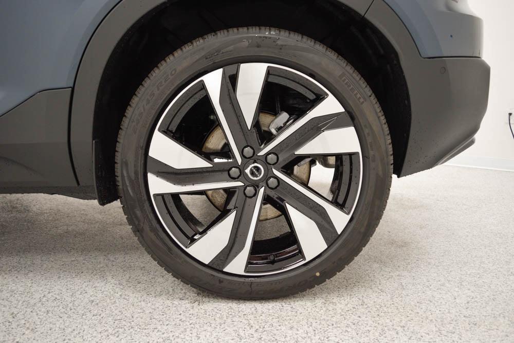 new 2026 Volvo XC40 car, priced at $52,520