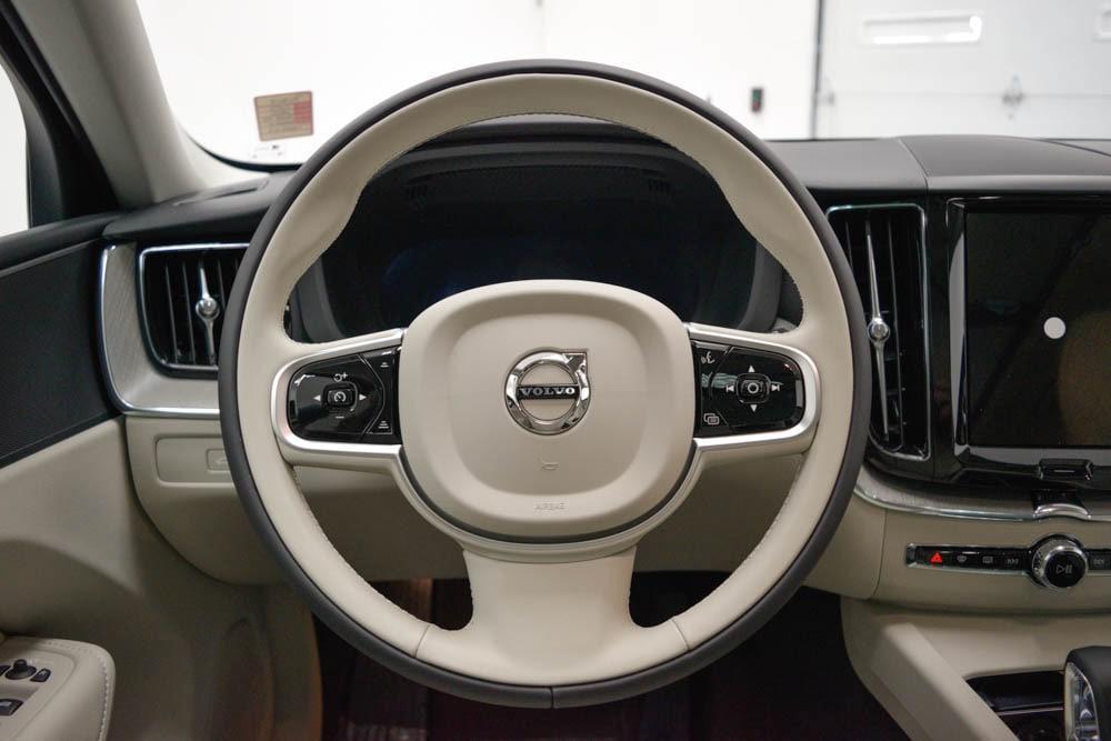 new 2025 Volvo XC60 car, priced at $54,965