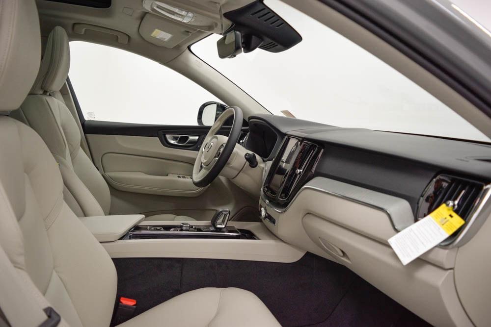new 2025 Volvo XC60 car, priced at $54,965