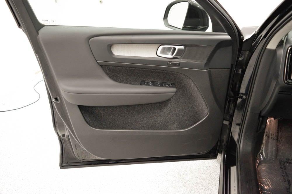 used 2025 Volvo XC40 car, priced at $37,187