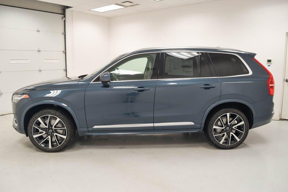 new 2025 Volvo XC90 car, priced at $68,455