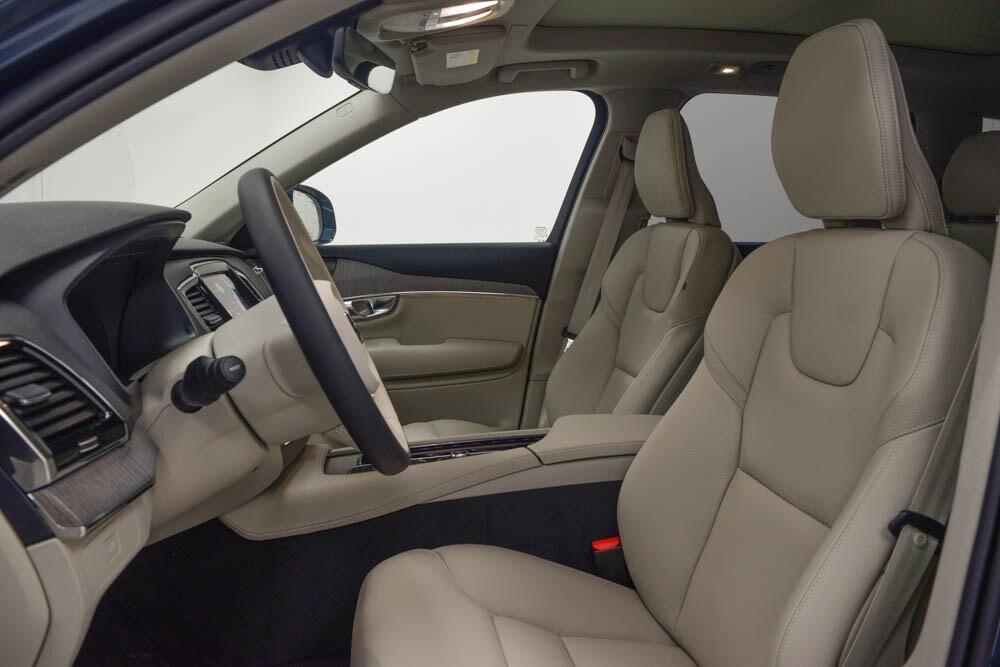 new 2025 Volvo XC90 car, priced at $67,455