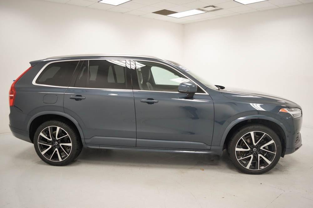 used 2022 Volvo XC90 car, priced at $40,603