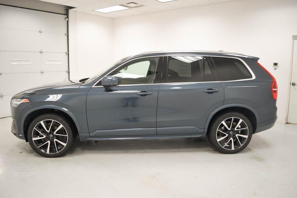 used 2022 Volvo XC90 car, priced at $40,603