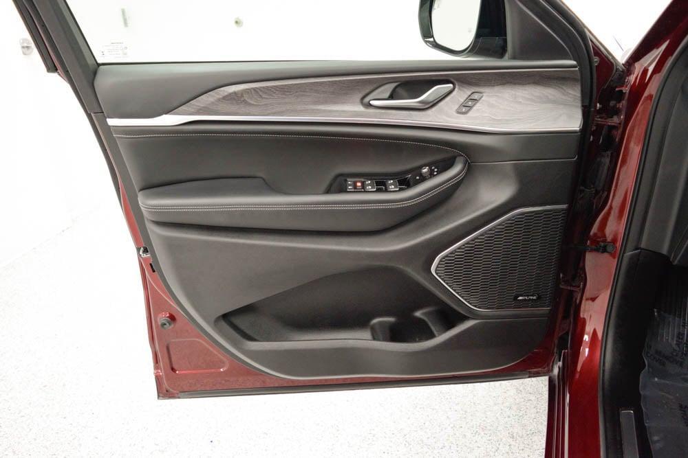 used 2023 Jeep Grand Cherokee L car, priced at $37,999