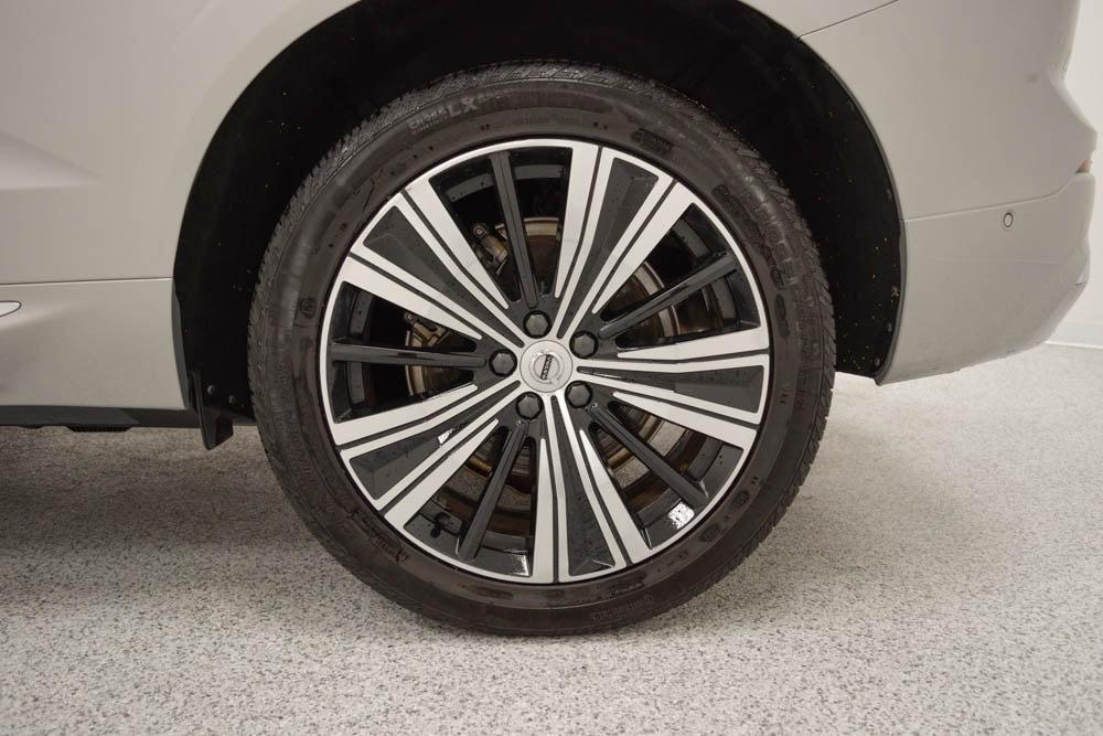 used 2022 Volvo XC60 Recharge Plug-In Hybrid car, priced at $46,499