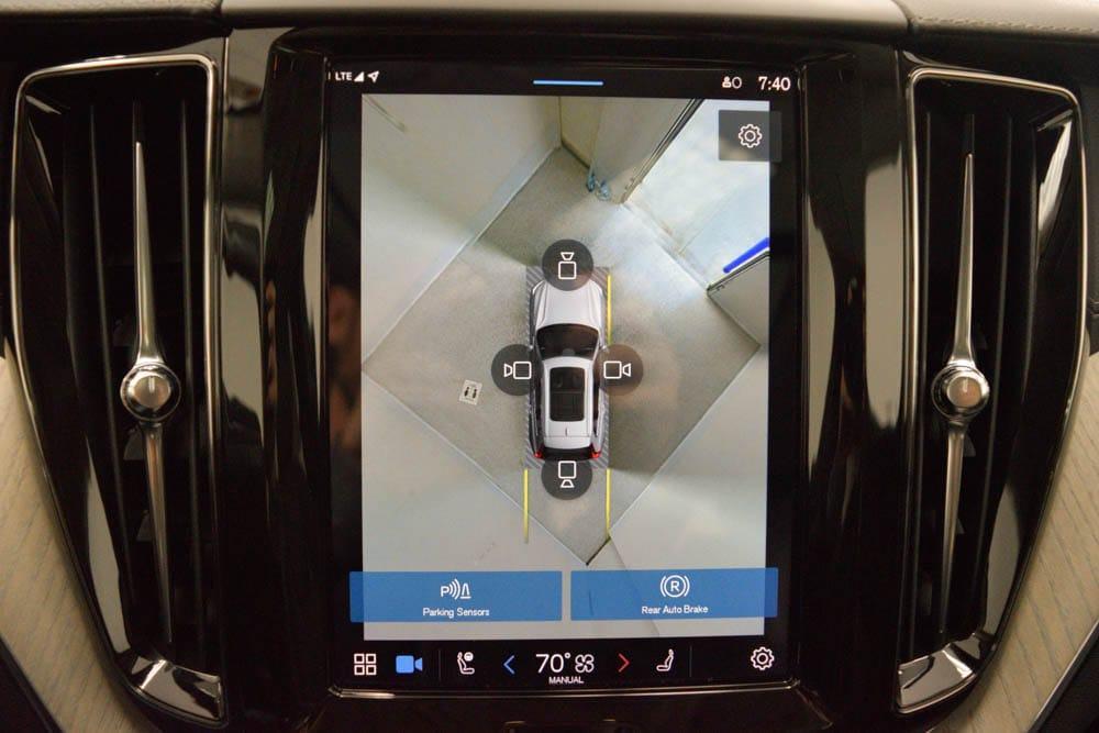 used 2022 Volvo XC60 Recharge Plug-In Hybrid car, priced at $46,499