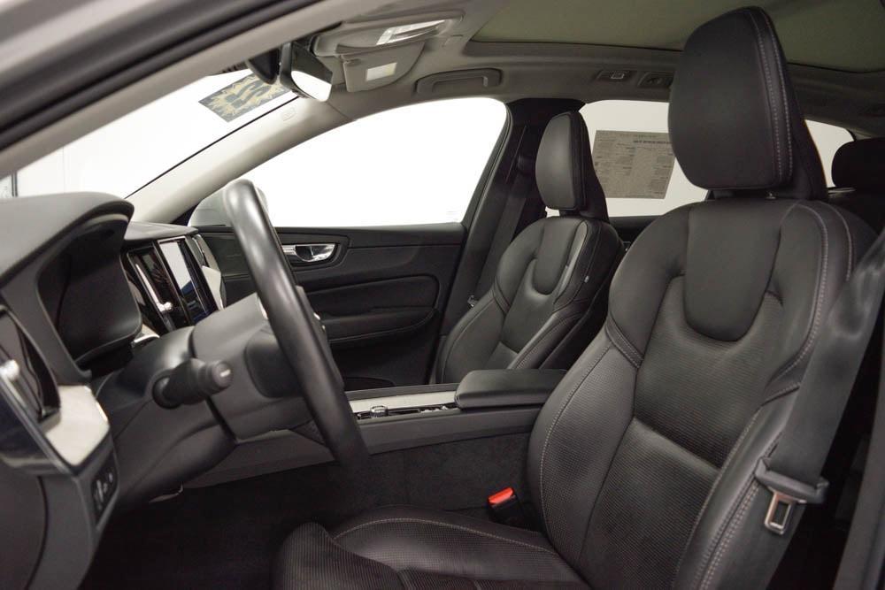 used 2022 Volvo XC60 Recharge Plug-In Hybrid car, priced at $46,499